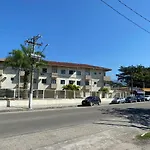 Apartamento Ubatuba, Itagua, Bem Localizado, Duas Vagas De Garagem