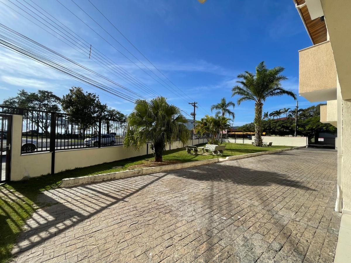Ubatuba, Itagua, Bem Localizado, Duas Vagas De Garagem